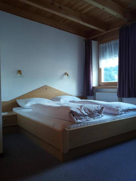 Hotel Laerchenhain St. Valentin auf der Haide Chambre photo
